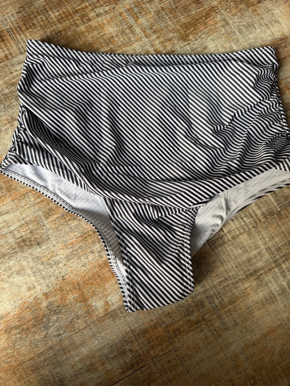 NWT Black White Striped High Waist Ruched Swim Bikini Bottoms Size Medium